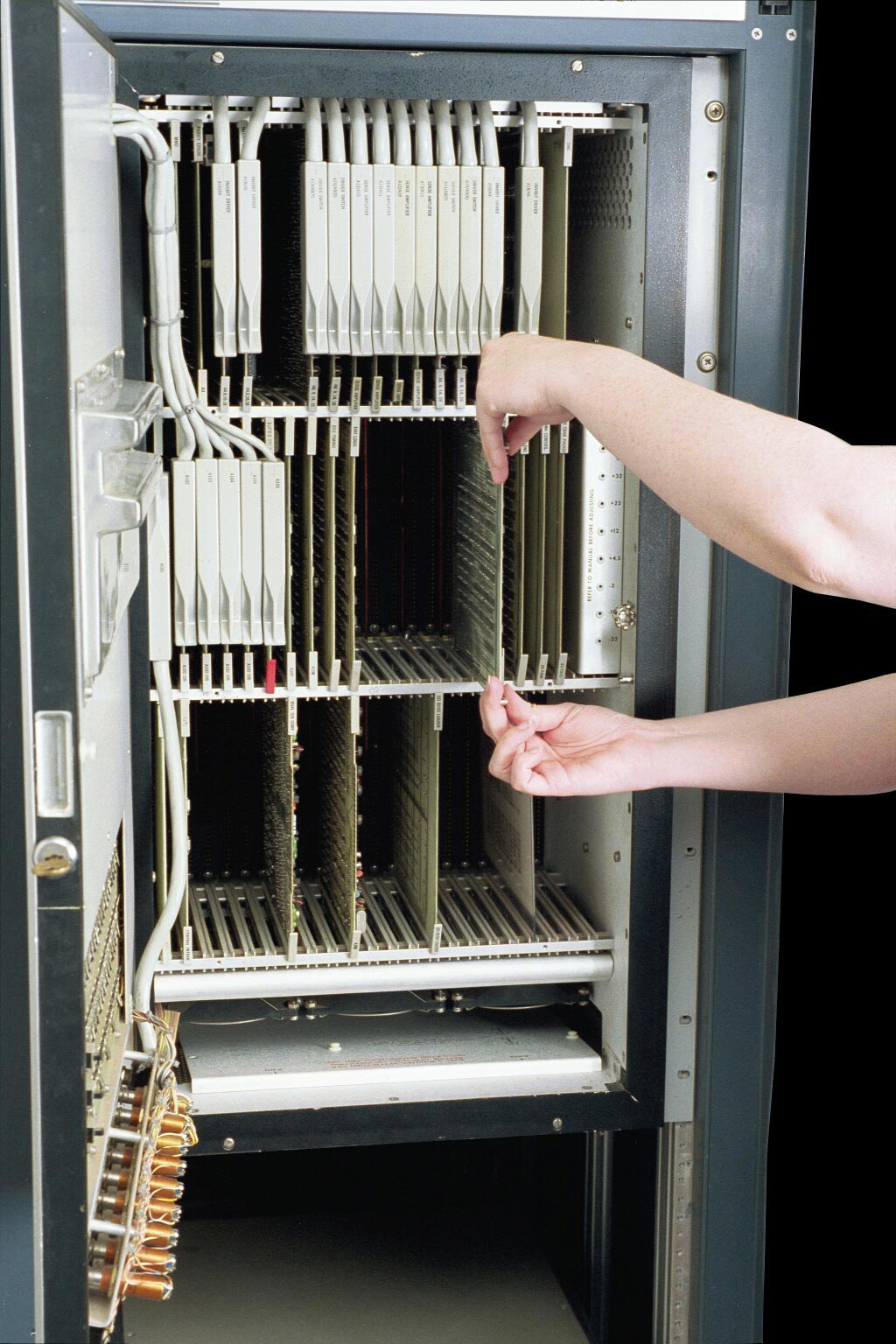 2116B Digital Computer.